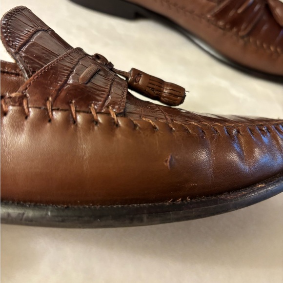 Florsheim Crocodile Pattern Brown Loafers - Picture 10 of 10